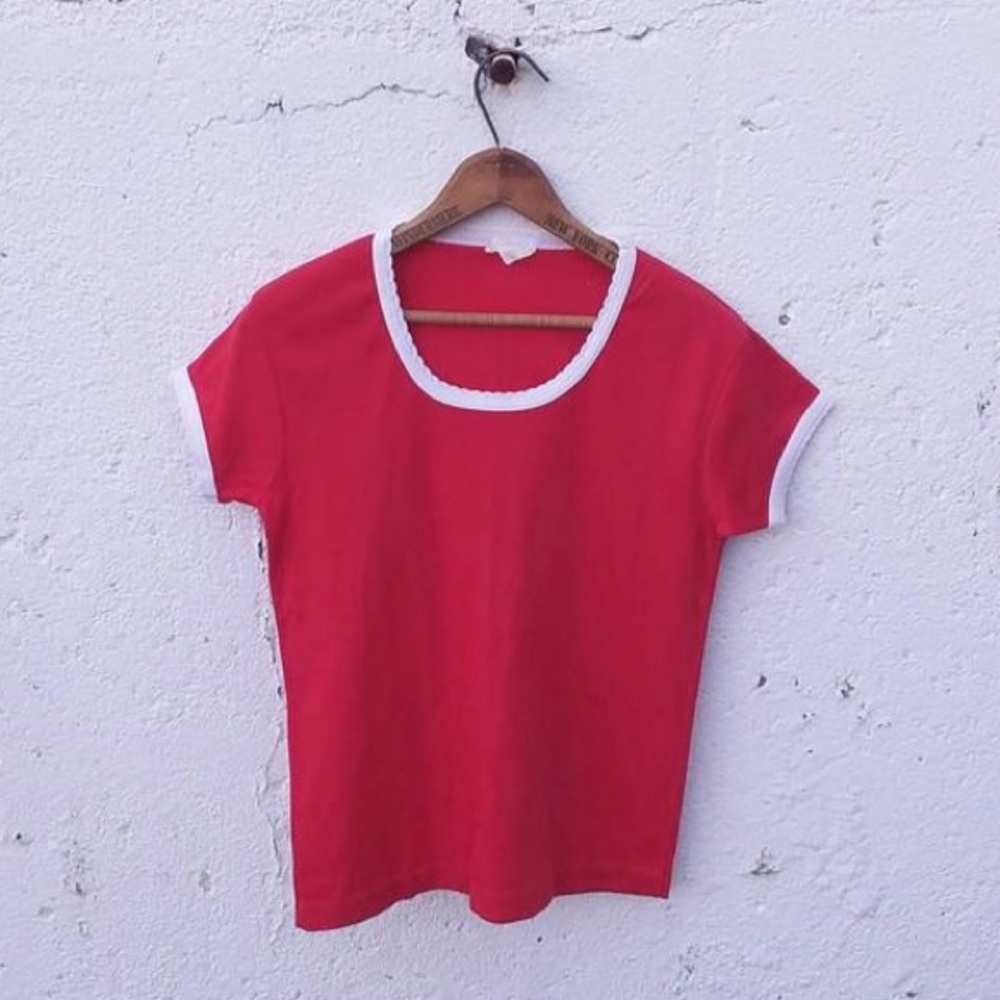 Red white trim ringer shirt vintage top tee